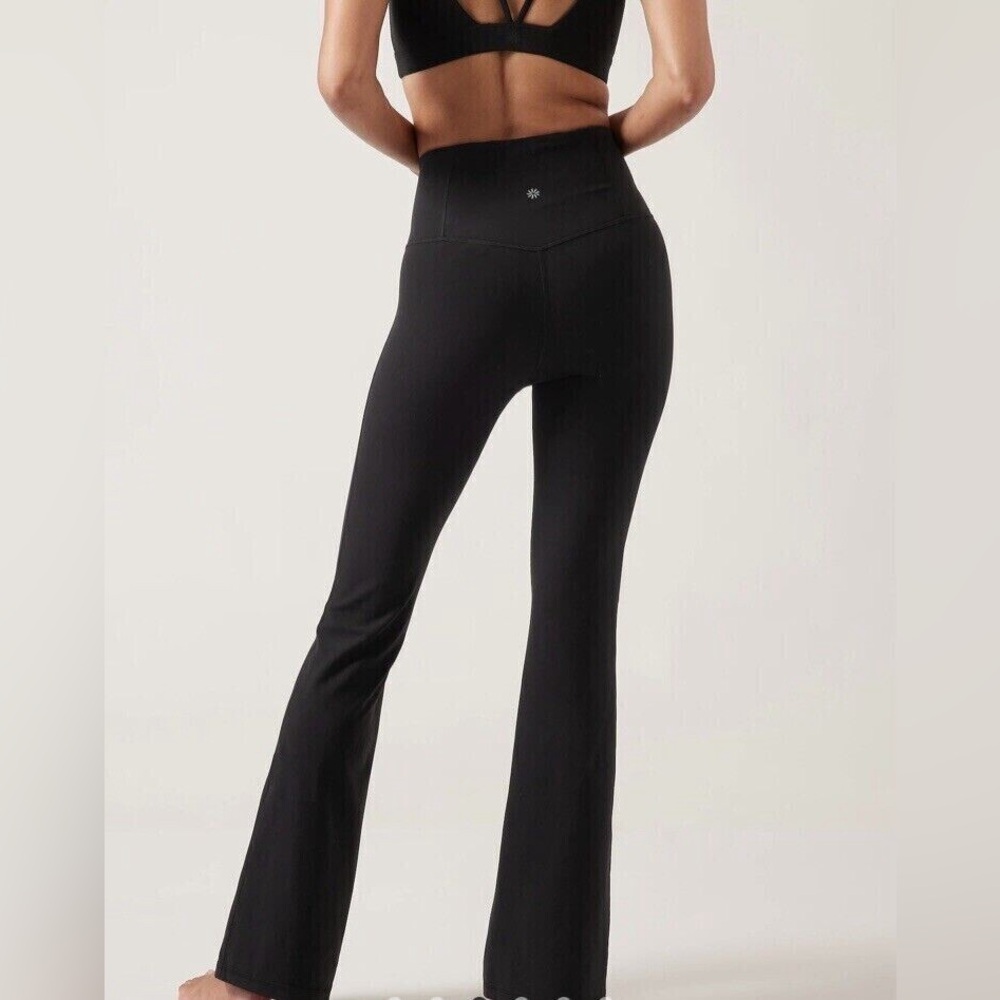 Athleta Elation Spilt Flair Pants EUC Black